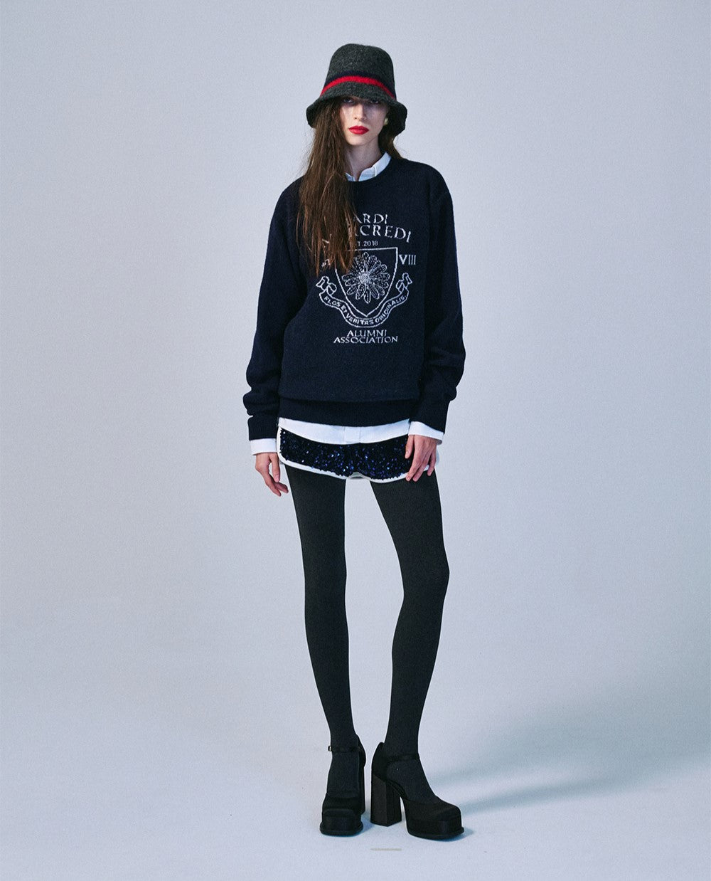 Mardi Mercredi โข Cashmere Blended Pullover Alumni Emblem (Navy Ivory)