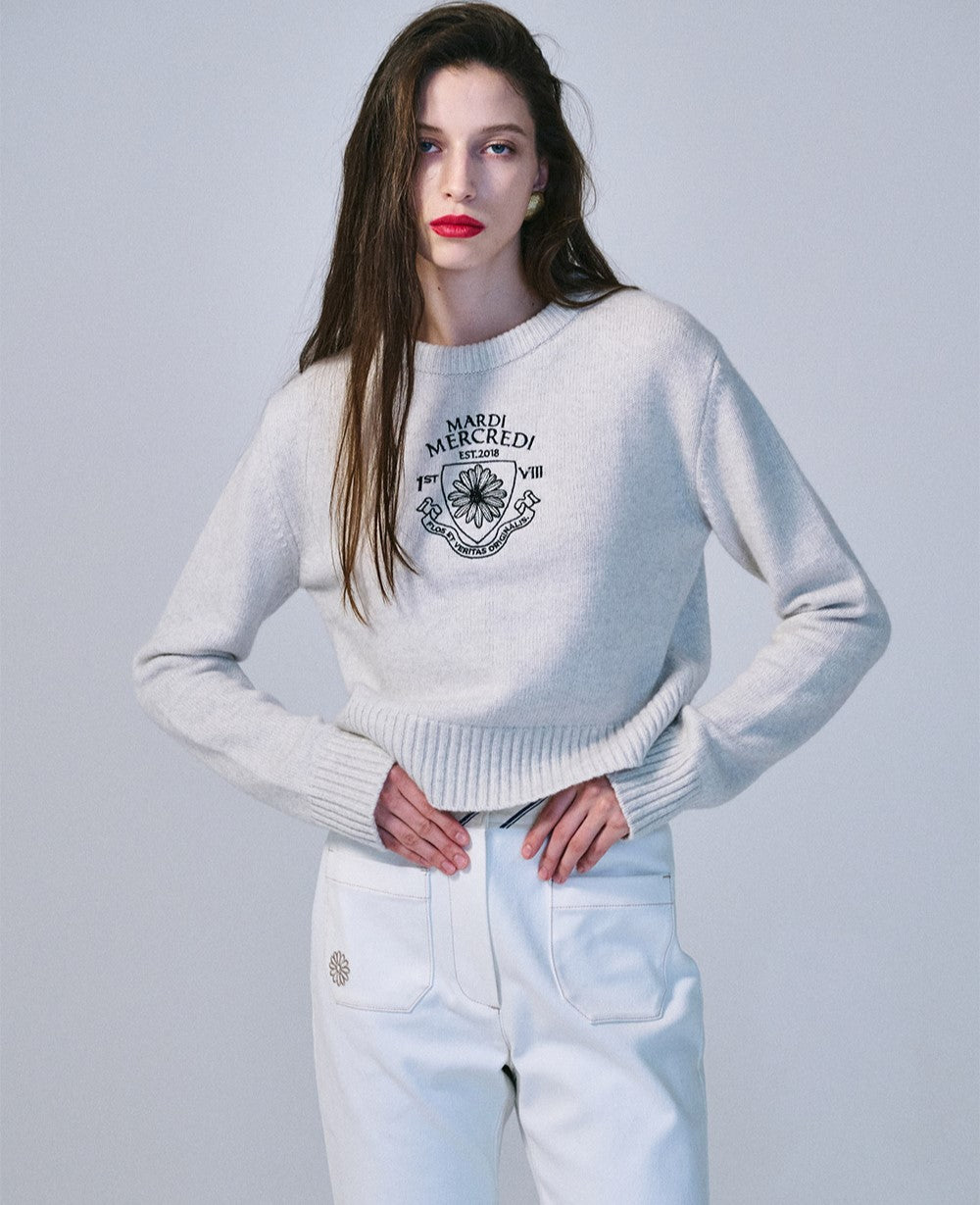 Mardi Mercredi โข Cashmere Cropped Pullover Alumni Small Emblem (White Black)