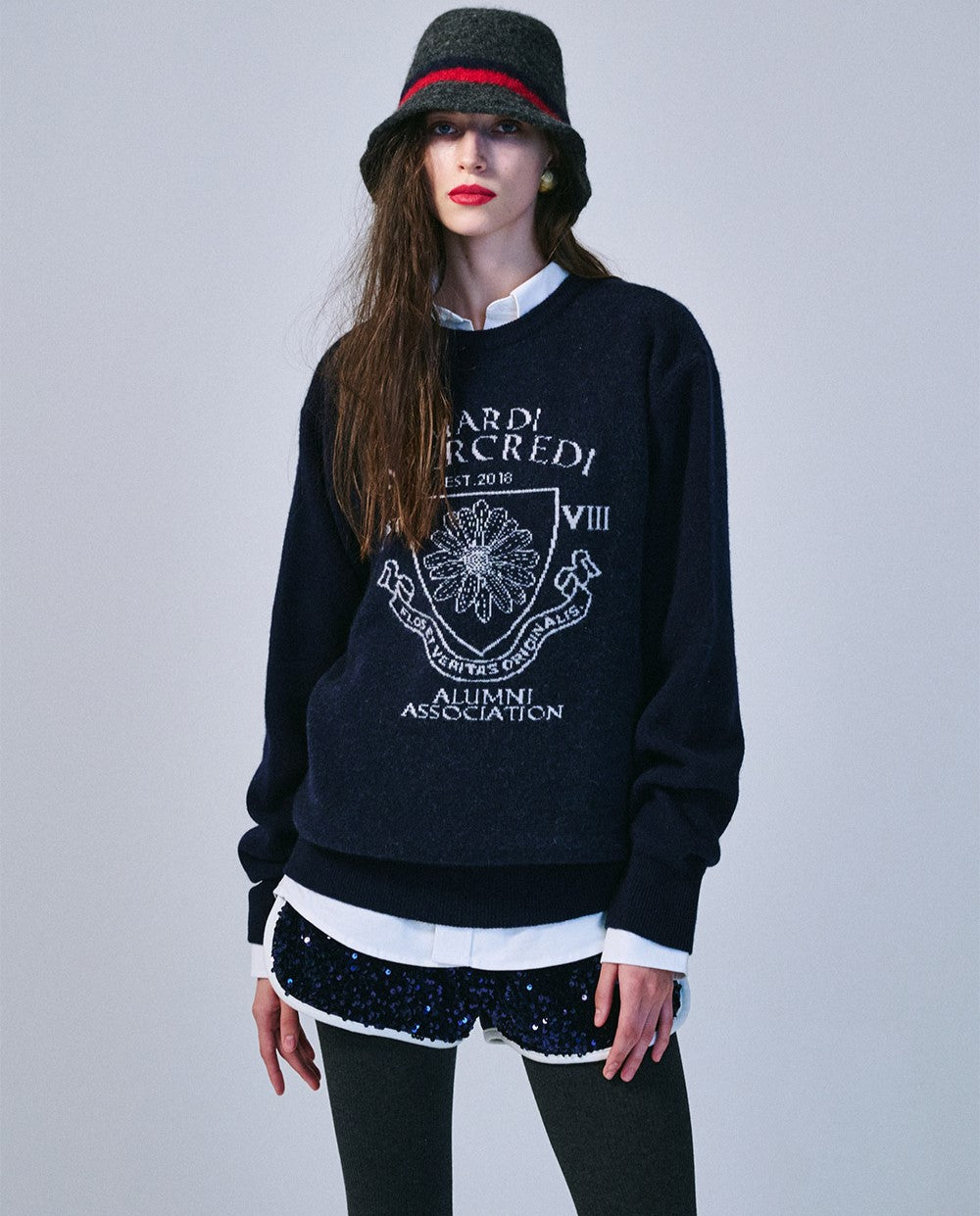 Mardi Mercredi โข Cashmere Blended Pullover Alumni Emblem (Navy Ivory)