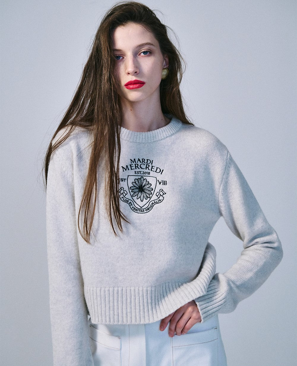 Mardi Mercredi โข Cashmere Cropped Pullover Alumni Small Emblem (White Black)