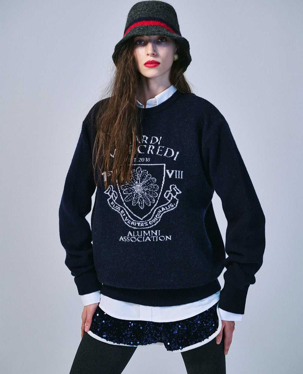 Mardi Mercredi โข Cashmere Blended Pullover Alumni Emblem (Navy Ivory)