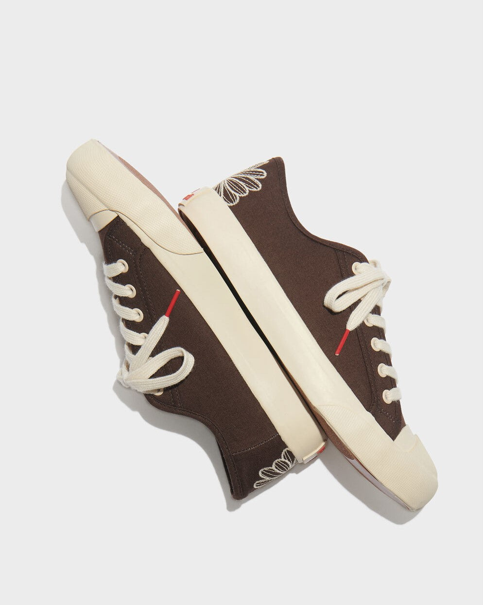 Mardi Mercredi • Eclore Sneakers