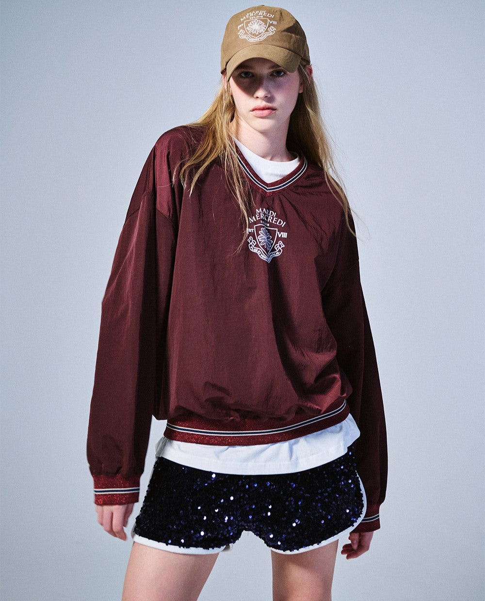 Mardi Mercredi โข Nylon Top V Neck Alumni Small Emblem (Burgundy Ivory)
