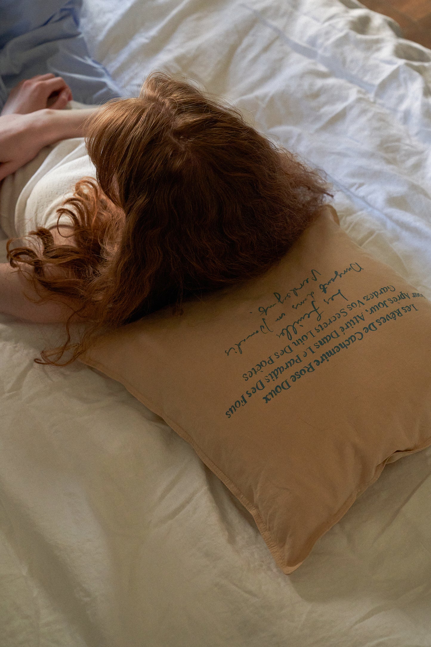 Hotel 827 Breezy Day Cushion Cover (Cream)