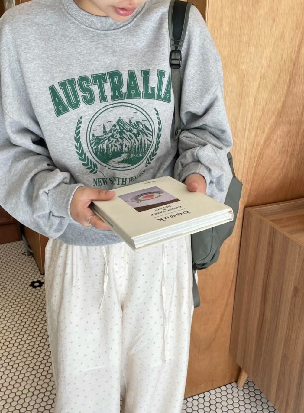 College Sweater | Balloon Sleeves | Vintage Print