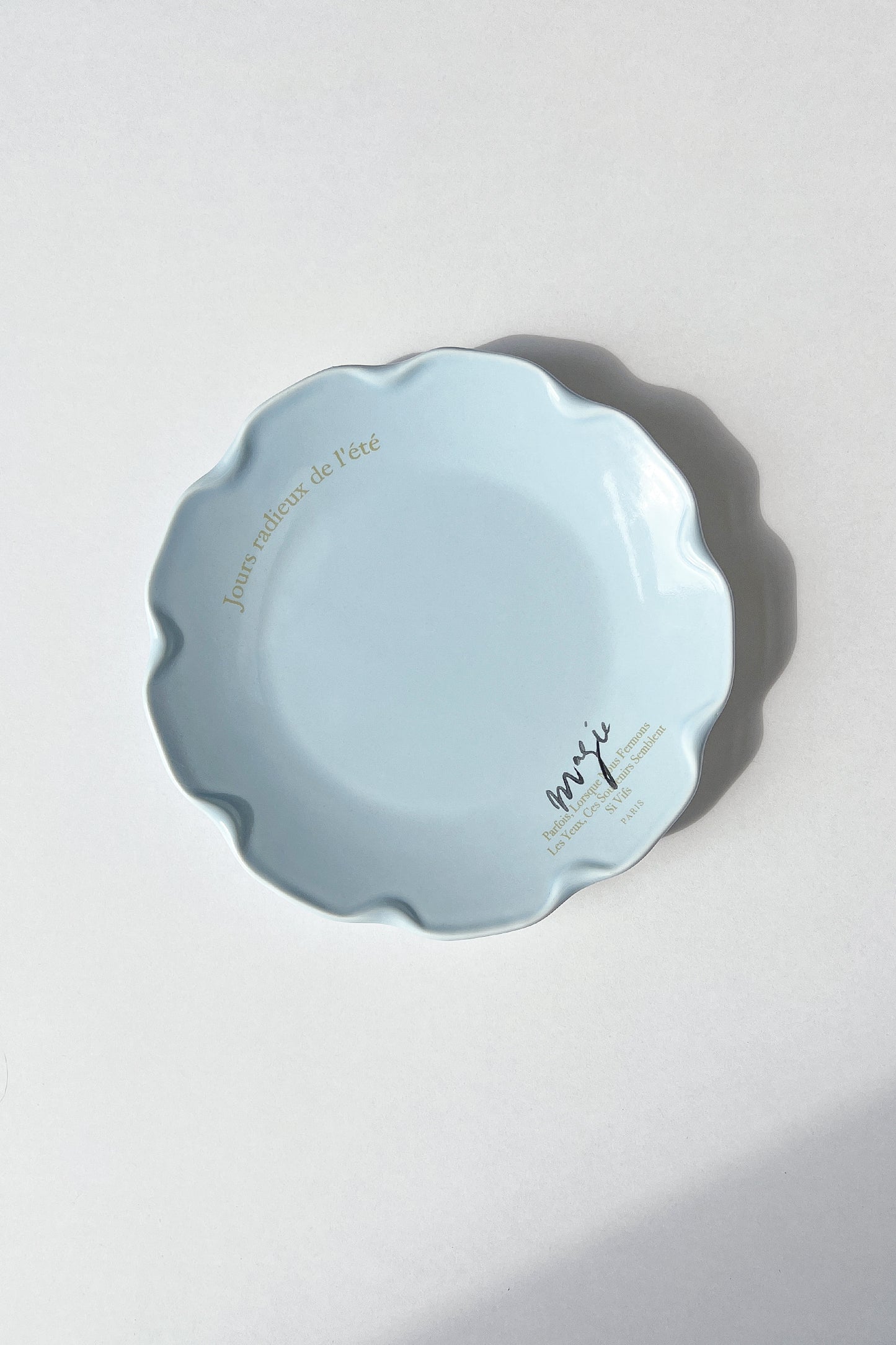 Hotel 827 la Magie Flower Plate (Sky)