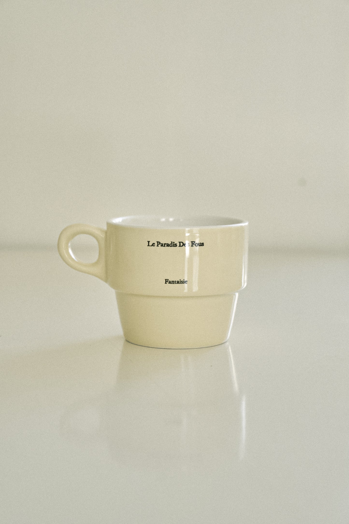 Hotel 827 Le Paradis Mug (Lemon Sobert)