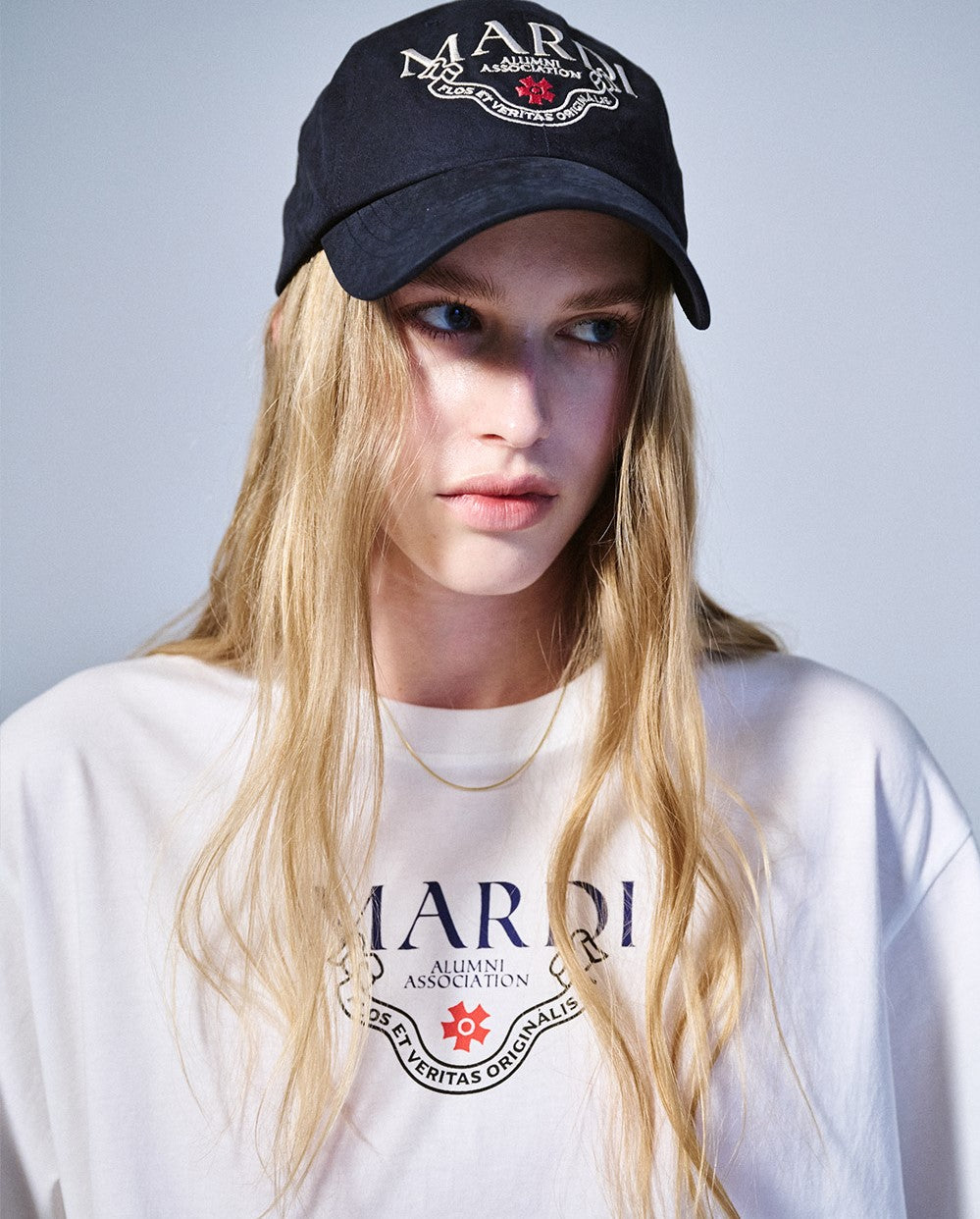Mardi Mercredi • Tshirt Alumni Classique (Ivory Navy)