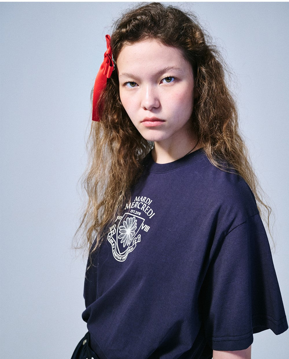 Mardi Mercredi • Tshirt Alumni Small Emblem (Navy Ivory)