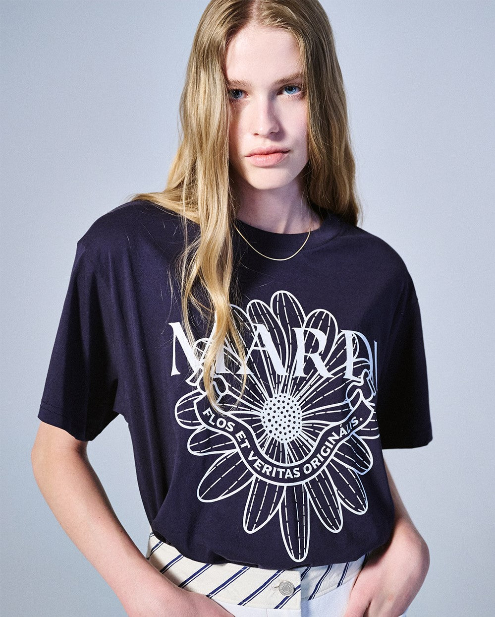Mardi Mercredi • Tshirt FlowerMardi Alumni (Navy White)