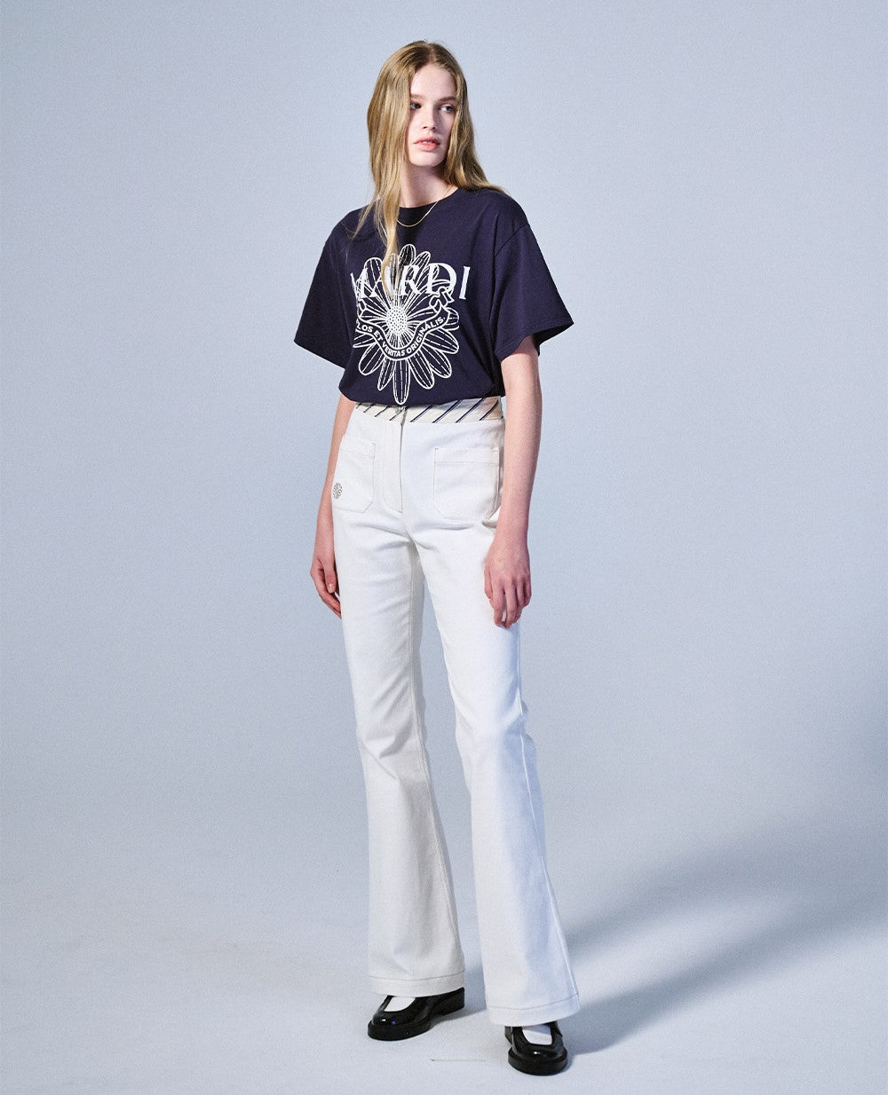 Mardi Mercredi • Tshirt FlowerMardi Alumni (Navy White)