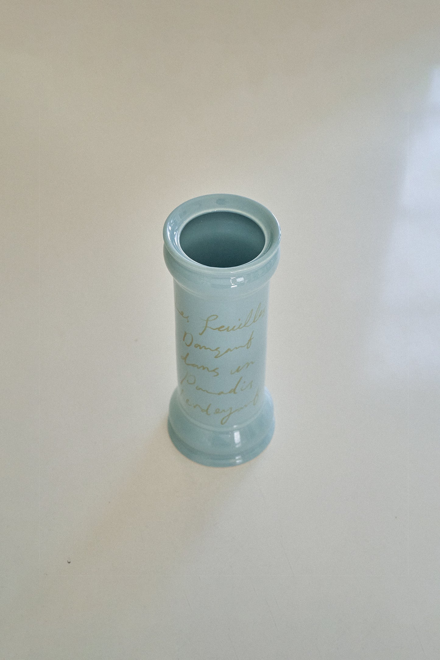 Hotel 827 Le Paradis Vase (Sky)
