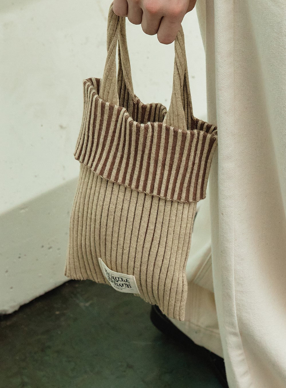 Marithe Francois Girbaud โข Ribbed Knit Tote Bag (Brown)