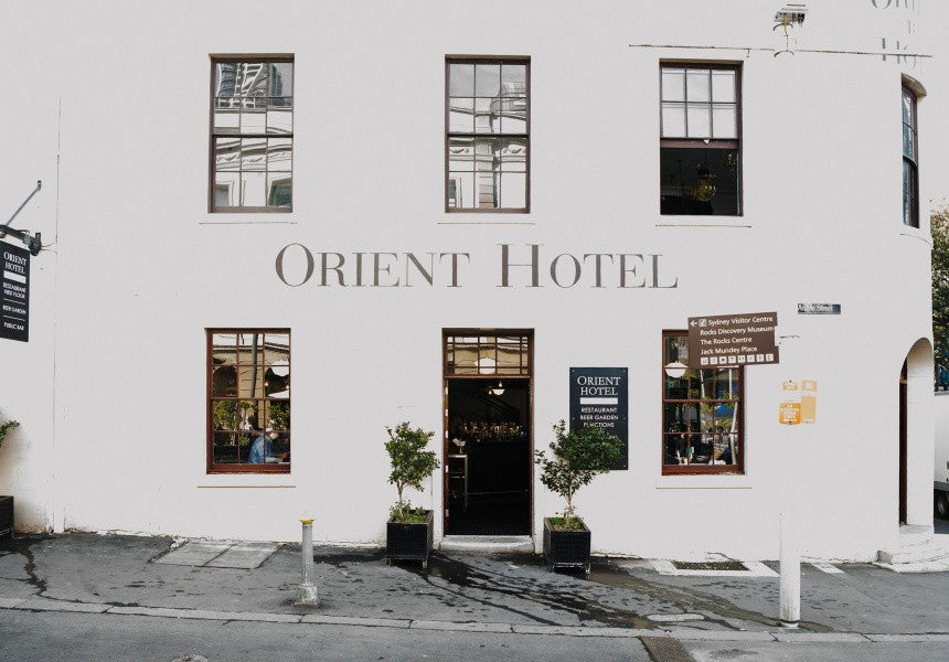 BubbleSoap Orient Hotel Gel Hard Case