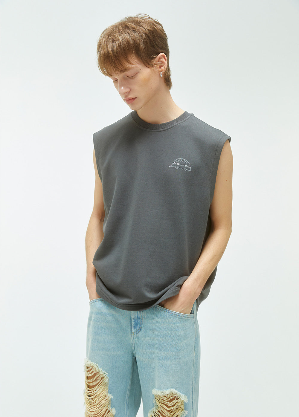 Marithe Francois Girbaud โข Emblem Logo Sweat Sleeveless