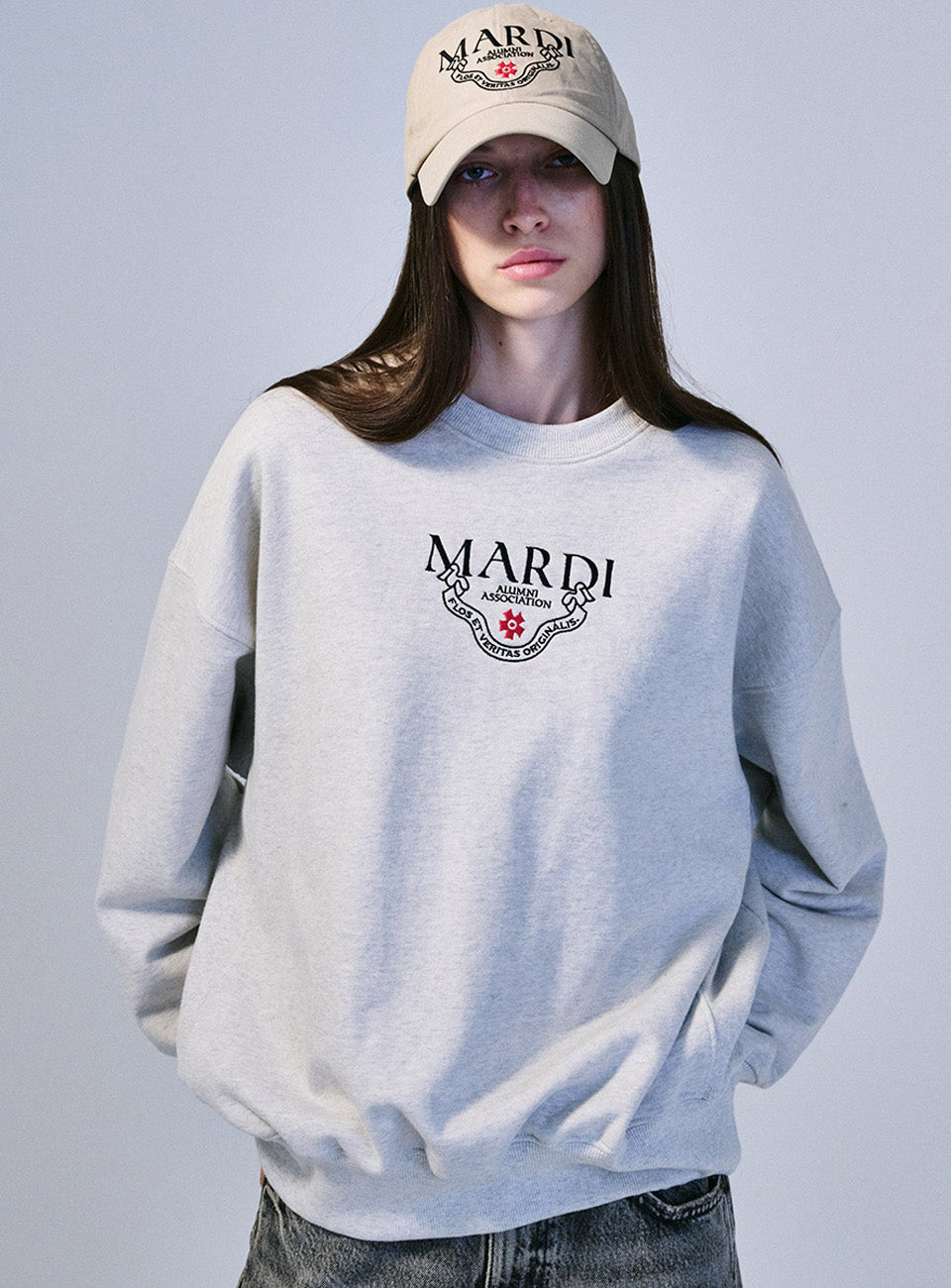 Mardi Mercredi • Sweatshirt Alumni Classique Needlework (Oatmeal Black)