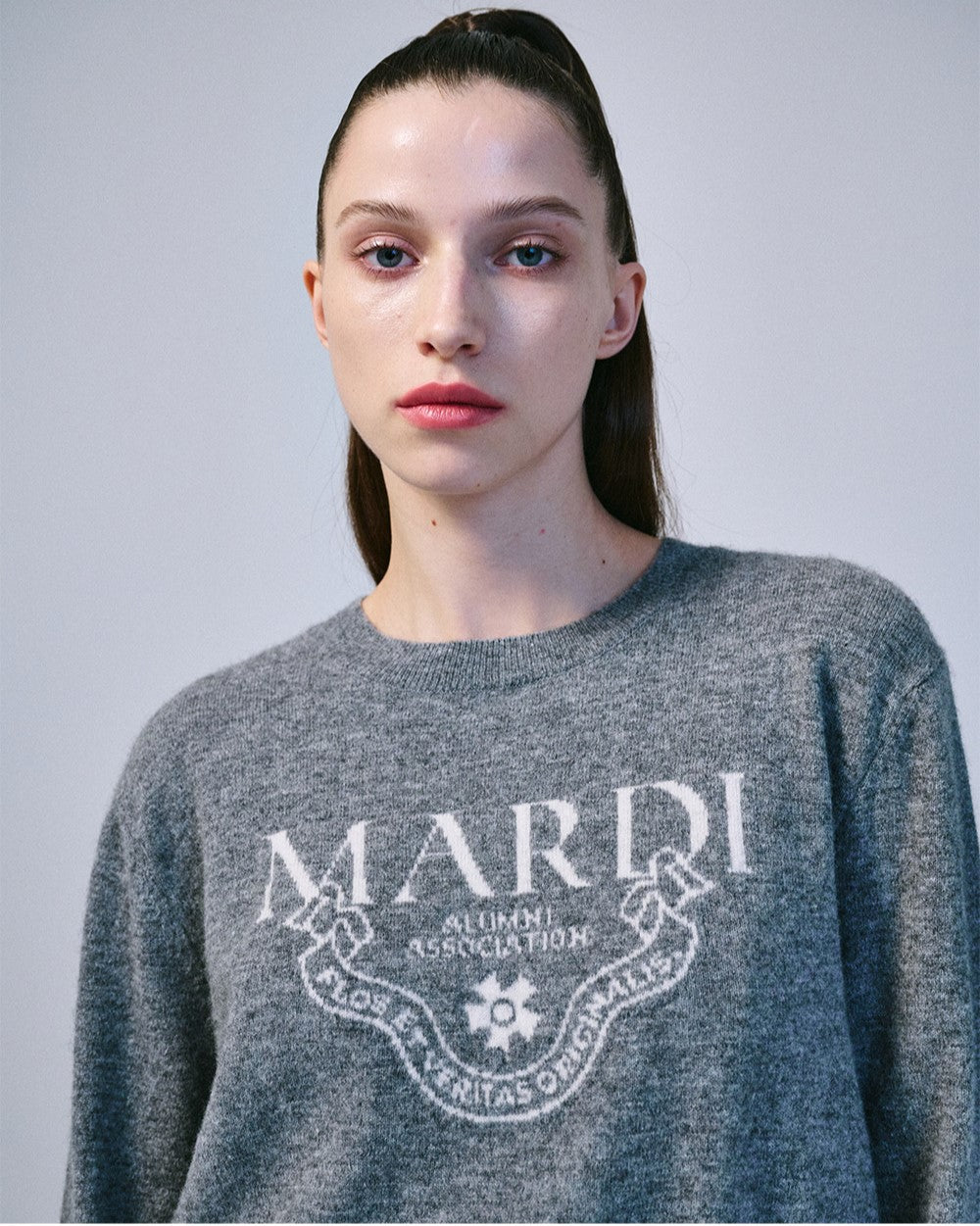 Mardi Mercredi • Cashmere Cropped Crew Neck Alumni Classique