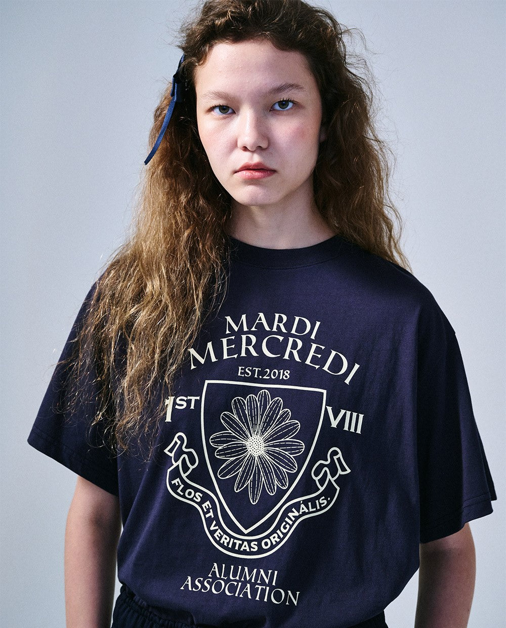 Mardi Mercredi • Tshirt Alumni Emblem (Navy Cream)